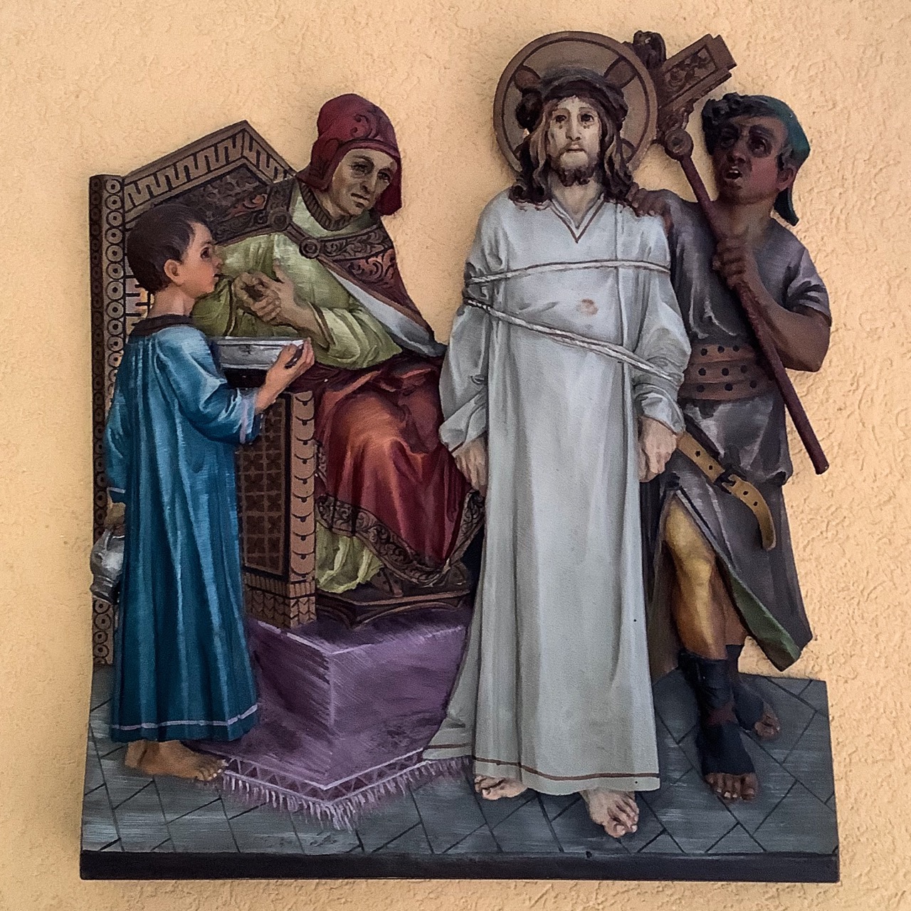 Kreuzwegstation „Jesus vor Pilatus“