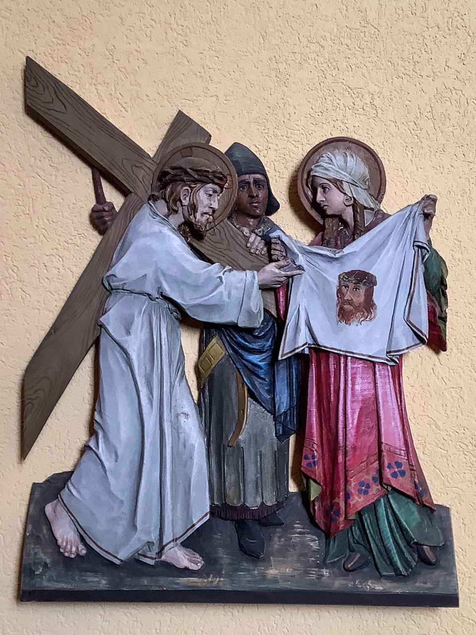 Kreuzwegstation „Veronika trocknet Jesu Schweiß“