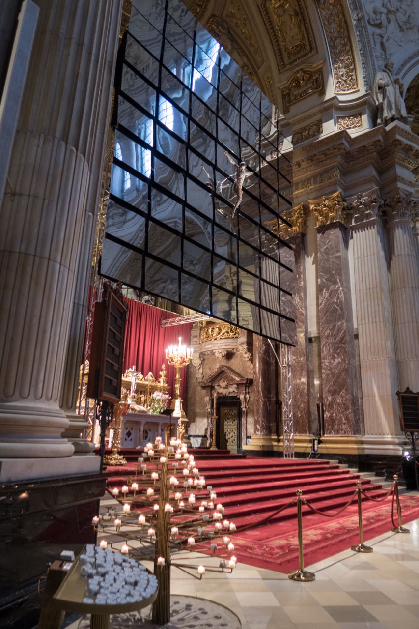 Spiegelskulptur zum Reformationsjubiläum 2017 von Philipp von Matt