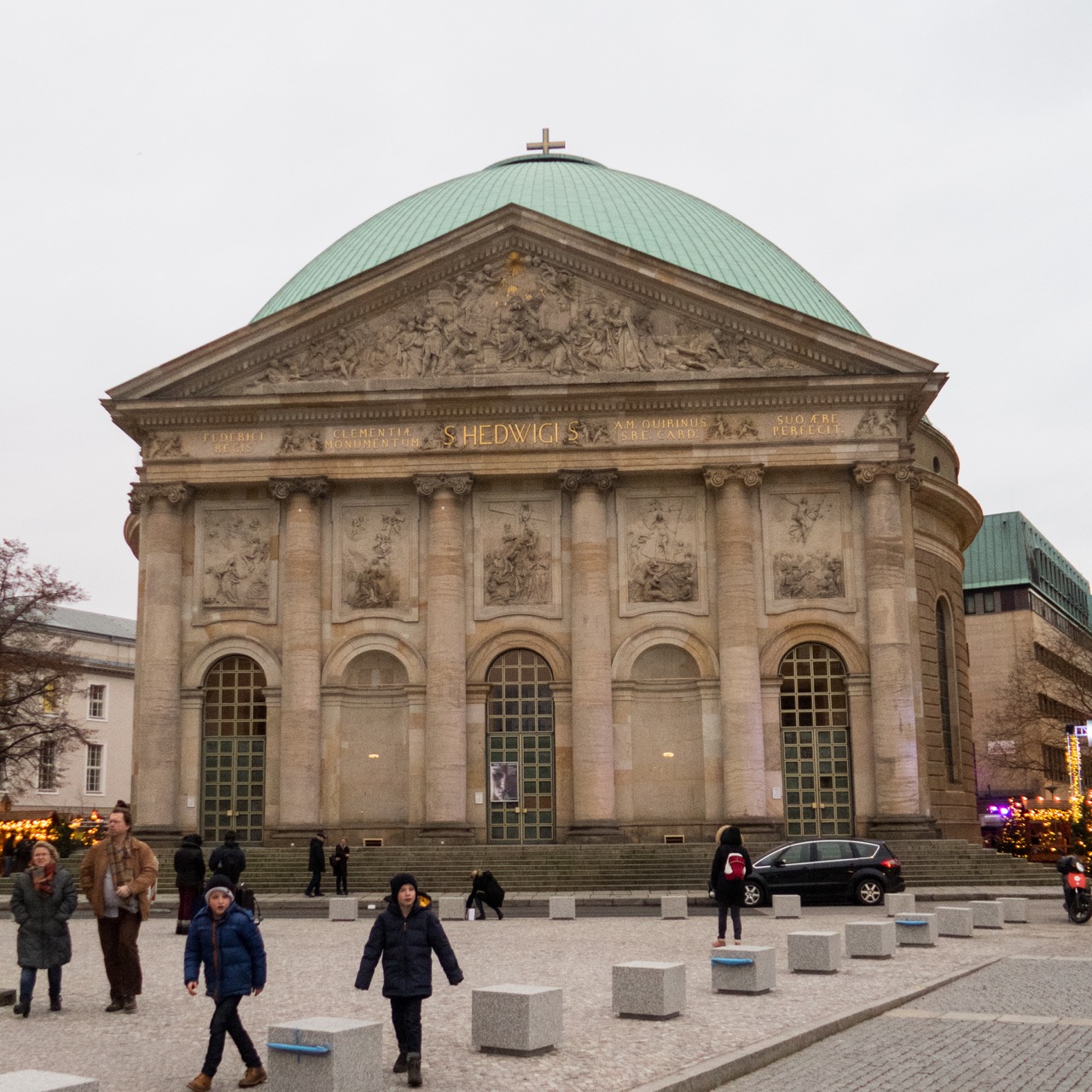 St. Hedwigs-Kathedrale, Berlin ::: Visit A Church