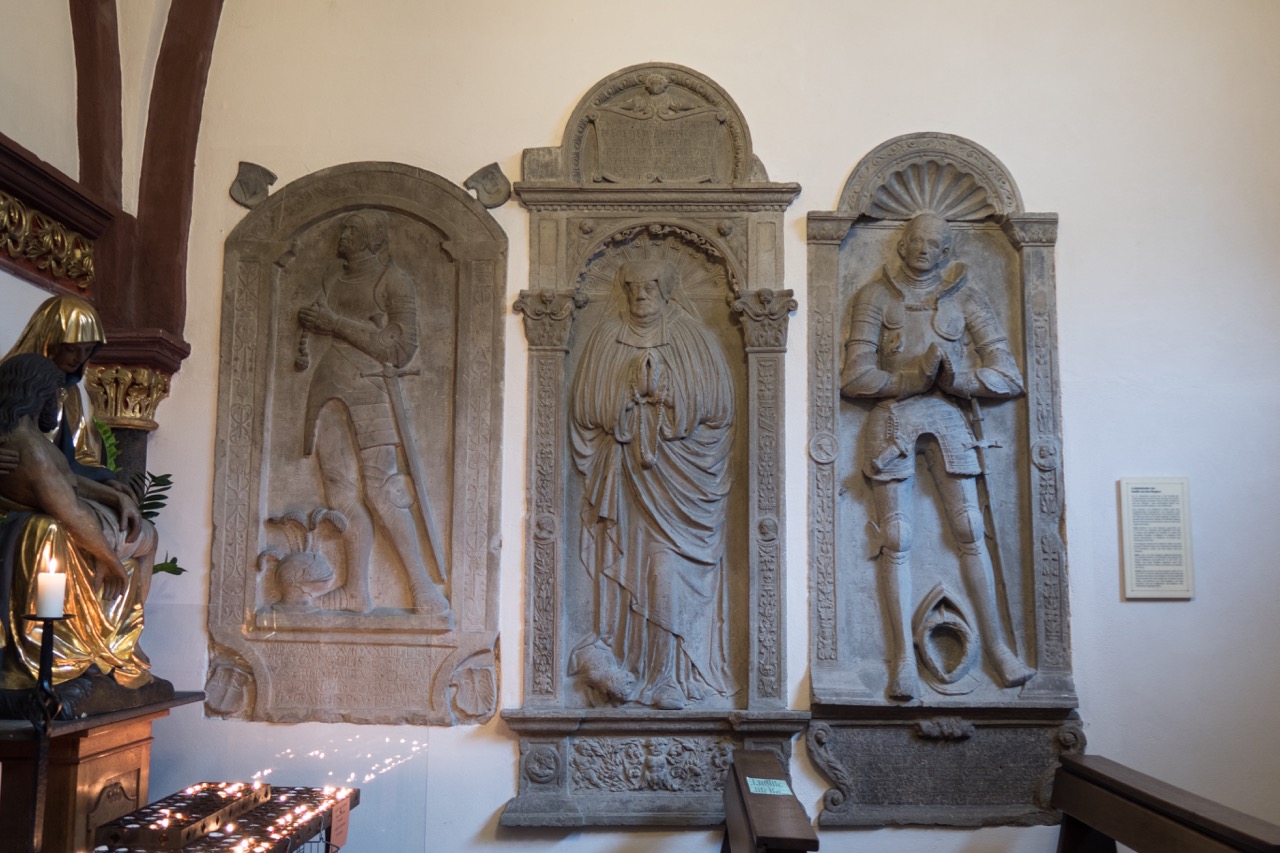 Grabdenkmäler der Familie von dem Burgtorn (16. Jh.)