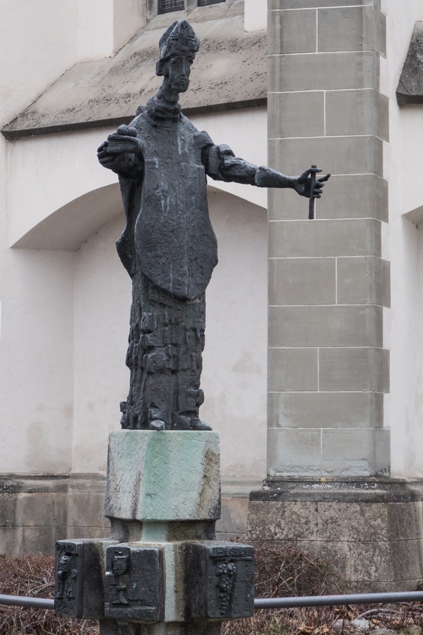 Statue Nikolaus von Josef Henger