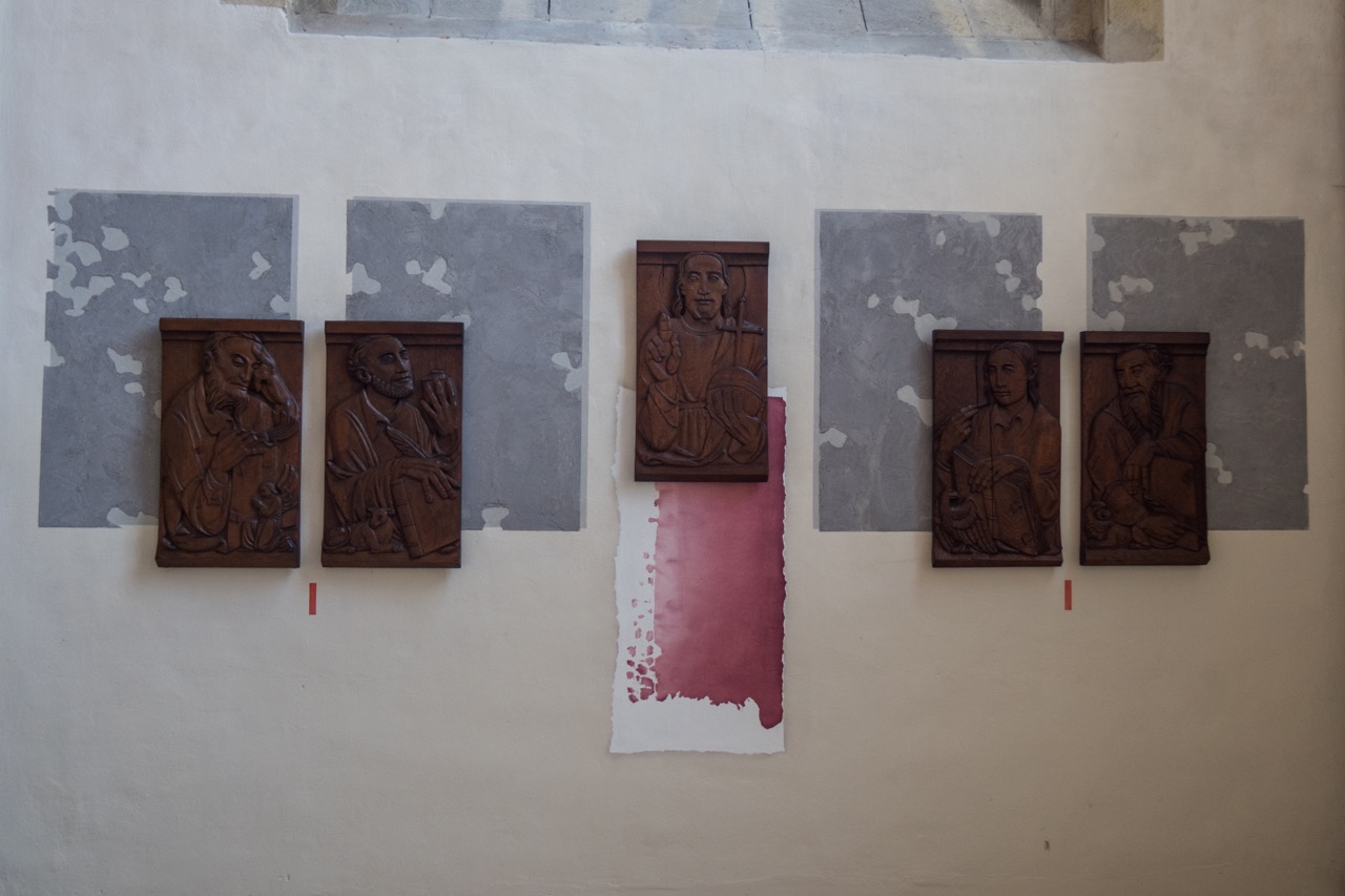 Eichene Bildtafeln mit den Darstellungen Jesu und der Evangelisten