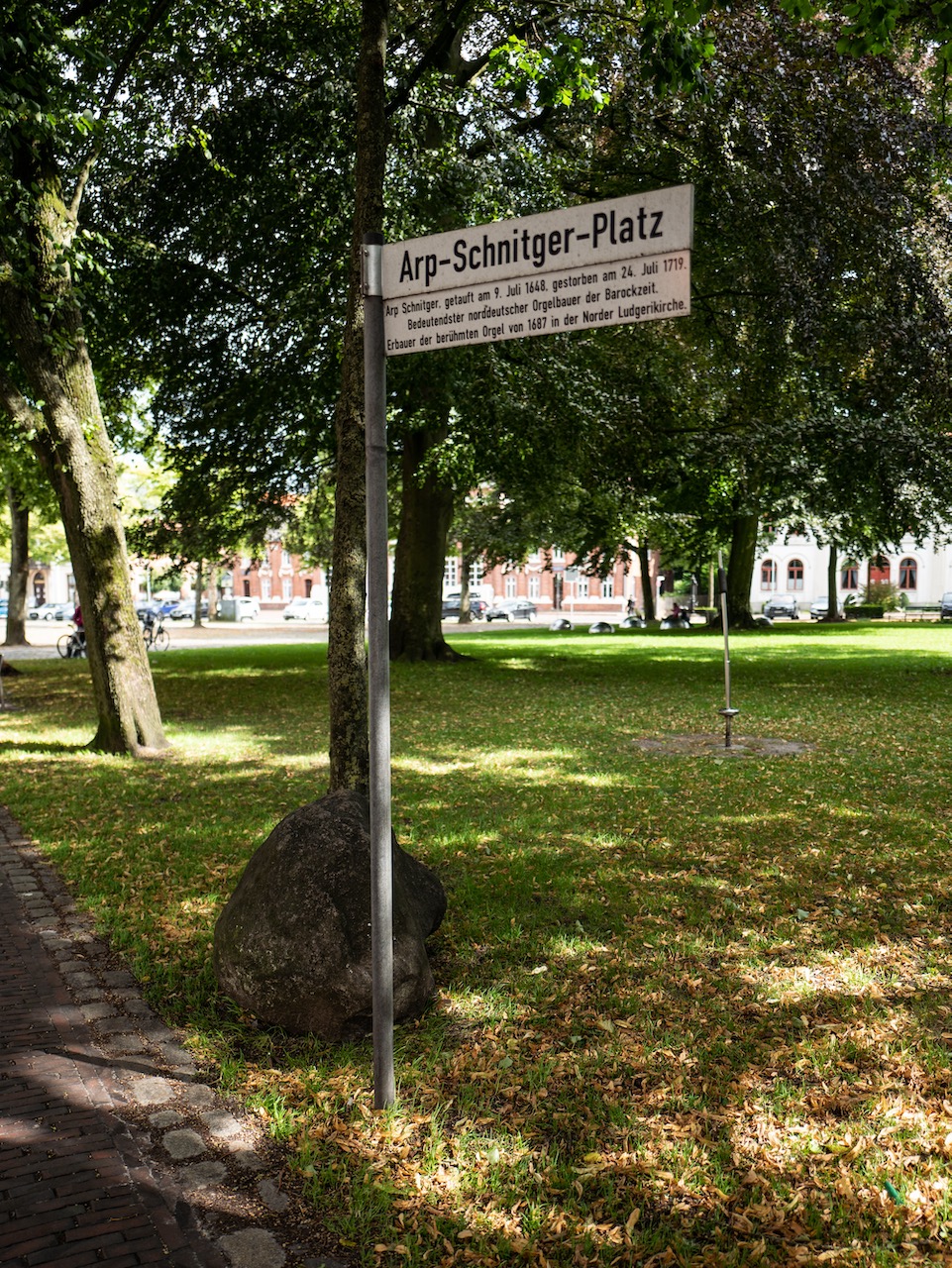 Arp-Schnitger-Platz