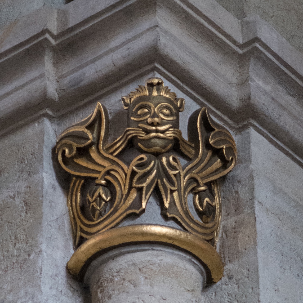 Kapitell Blattmaske