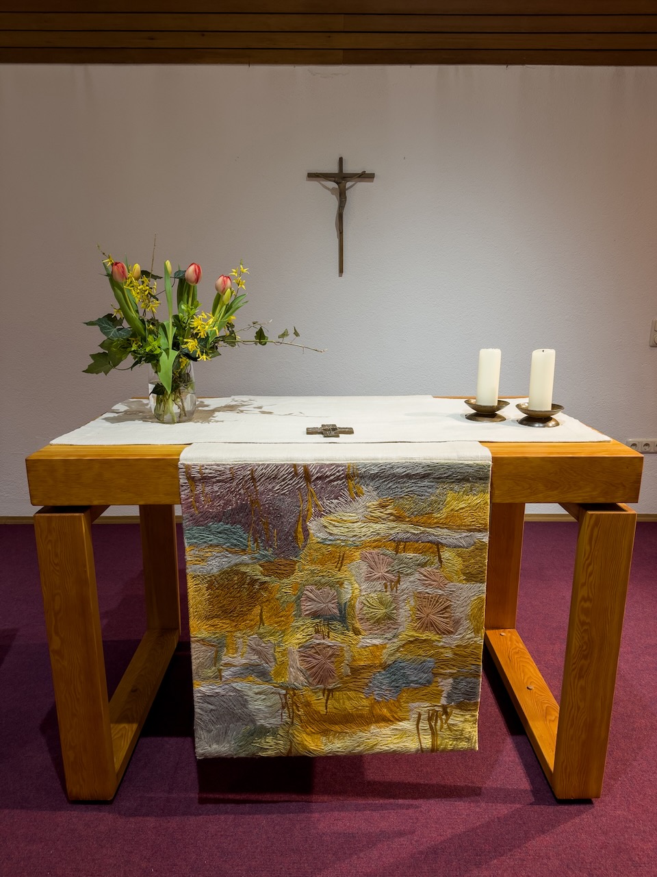 Gästehauskapelle: Altar