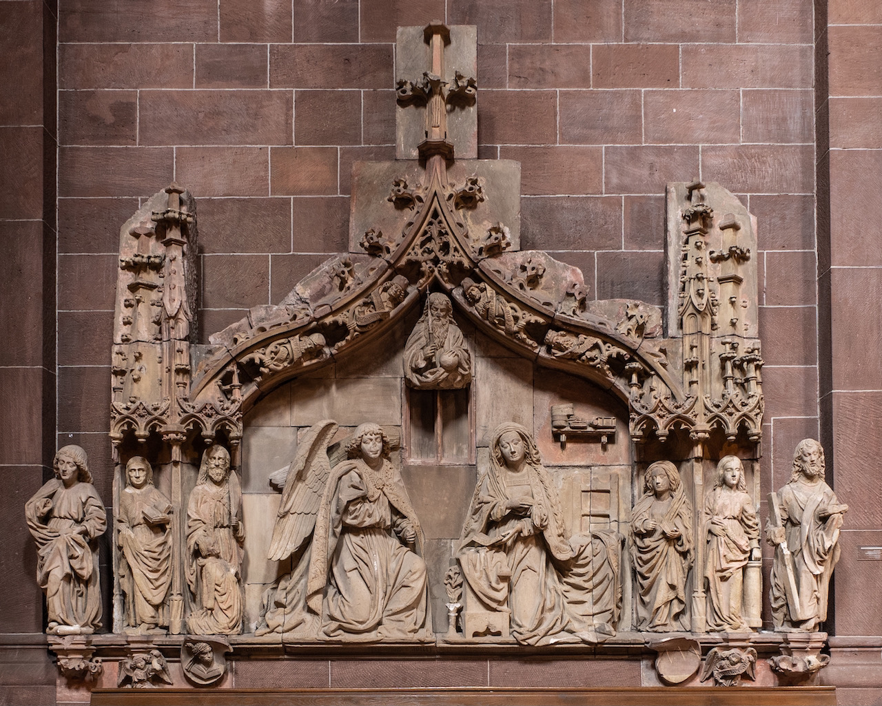 Relief „Verkündigung“ (1487; ursprünglich im Kreuzgang)