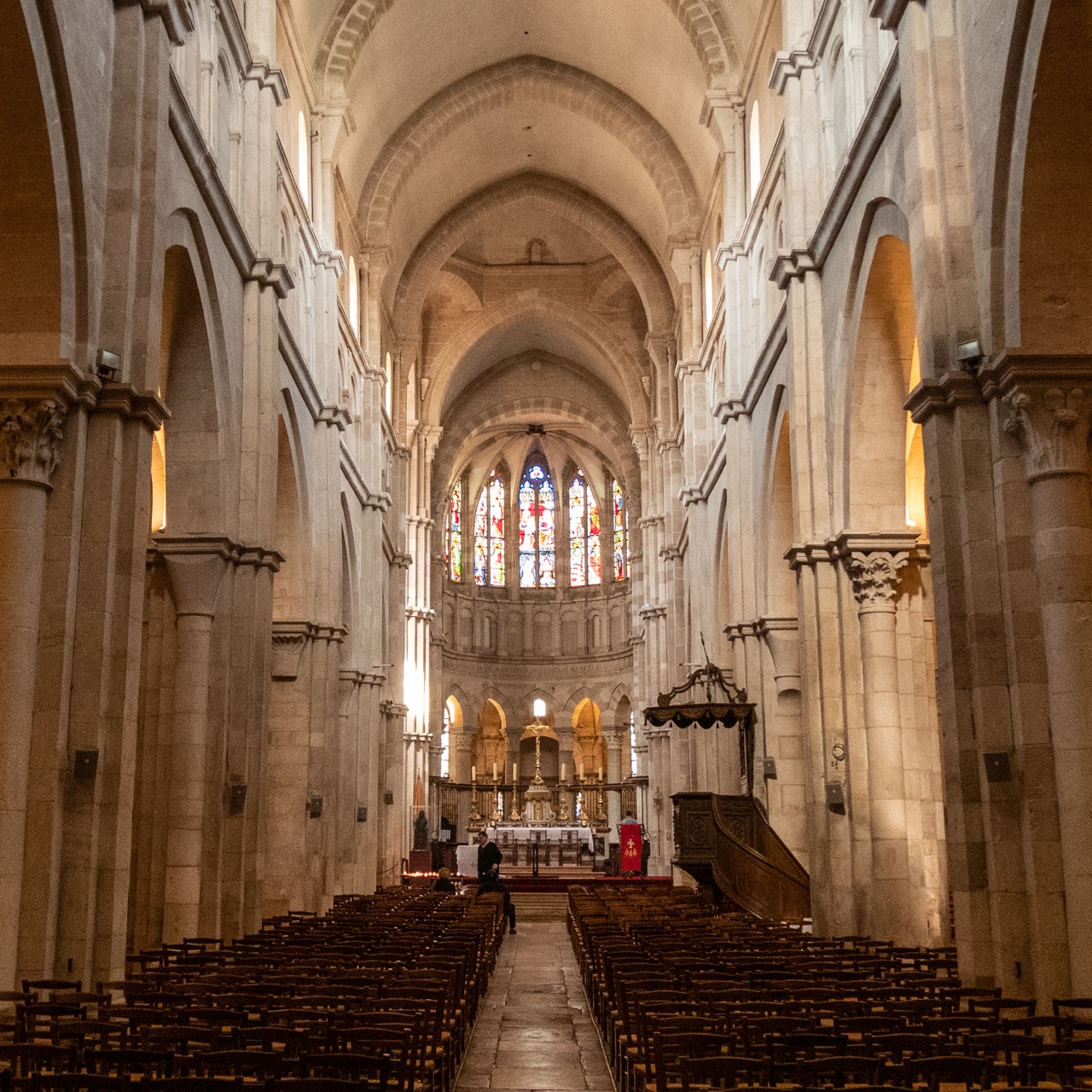 Notre-Dame de Beaune, Innenansicht