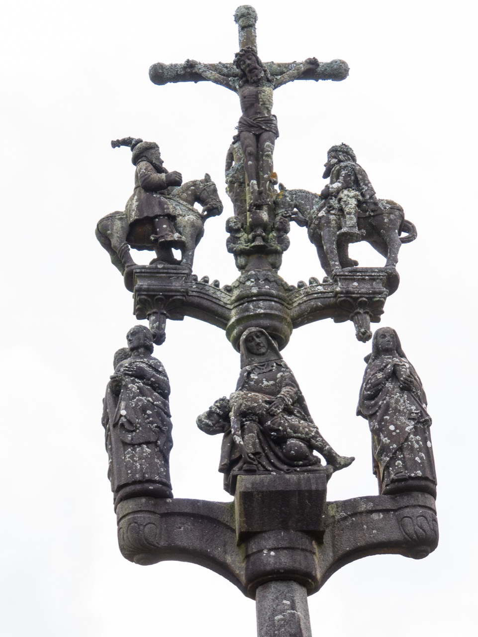 Kalvarienberg (1544), Detail der Kreuzigungsgruppe