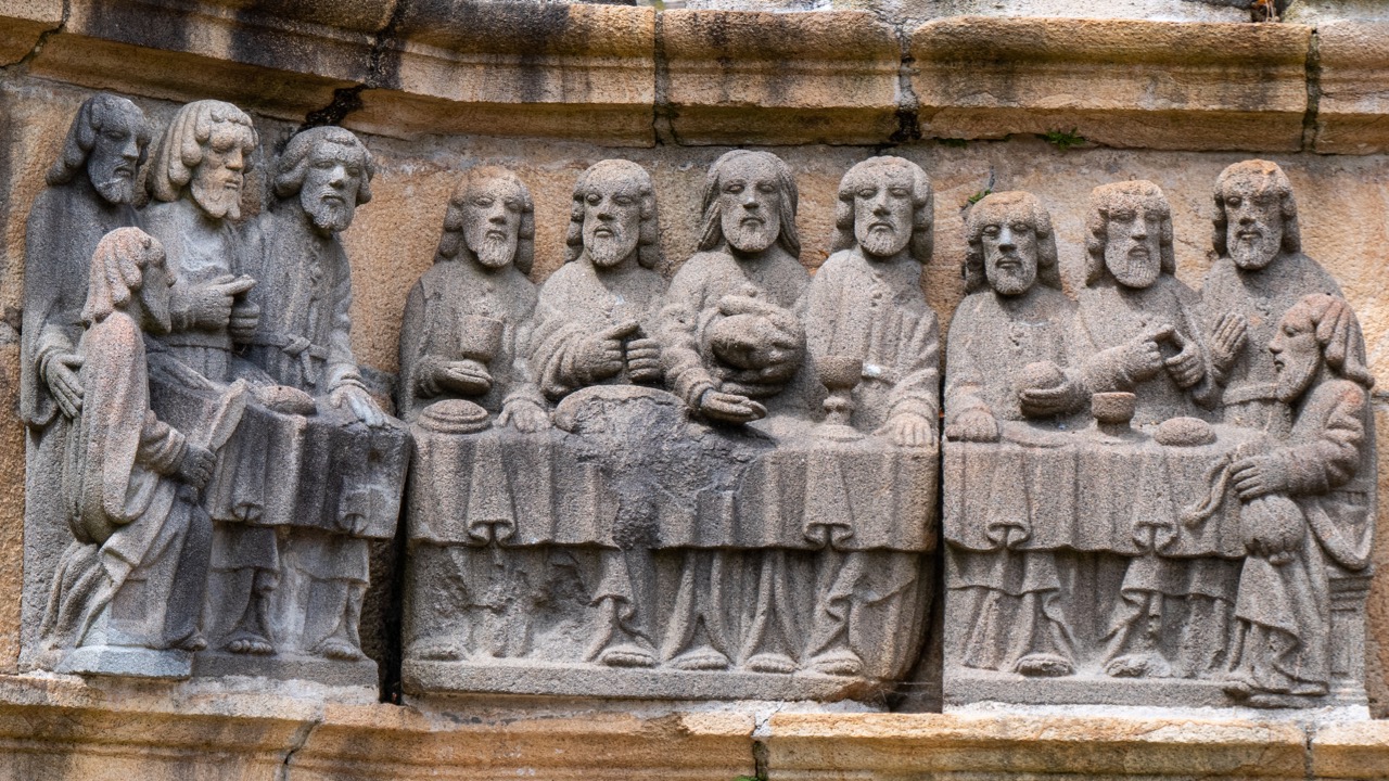 Calvaire, Südseite (letztes Abendmahl)