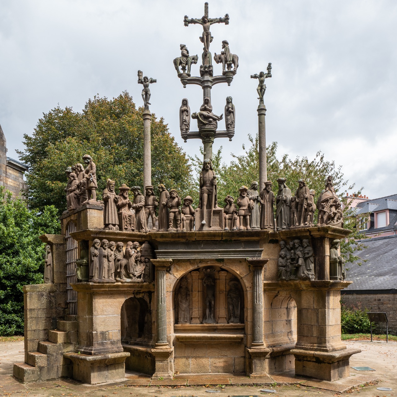 Calvaire, Westseite