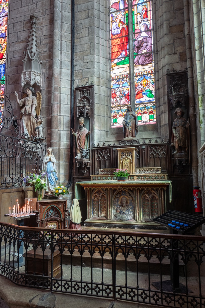 Marienkapelle mir Marienstatue aus dem 16. Jh.