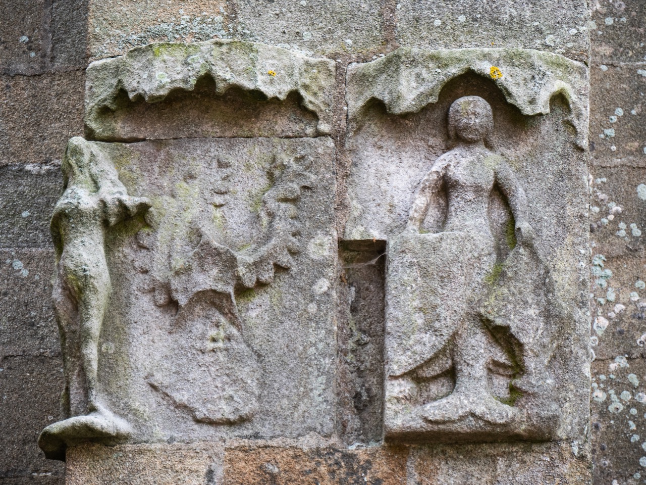Relief „Eva und Sirene“
