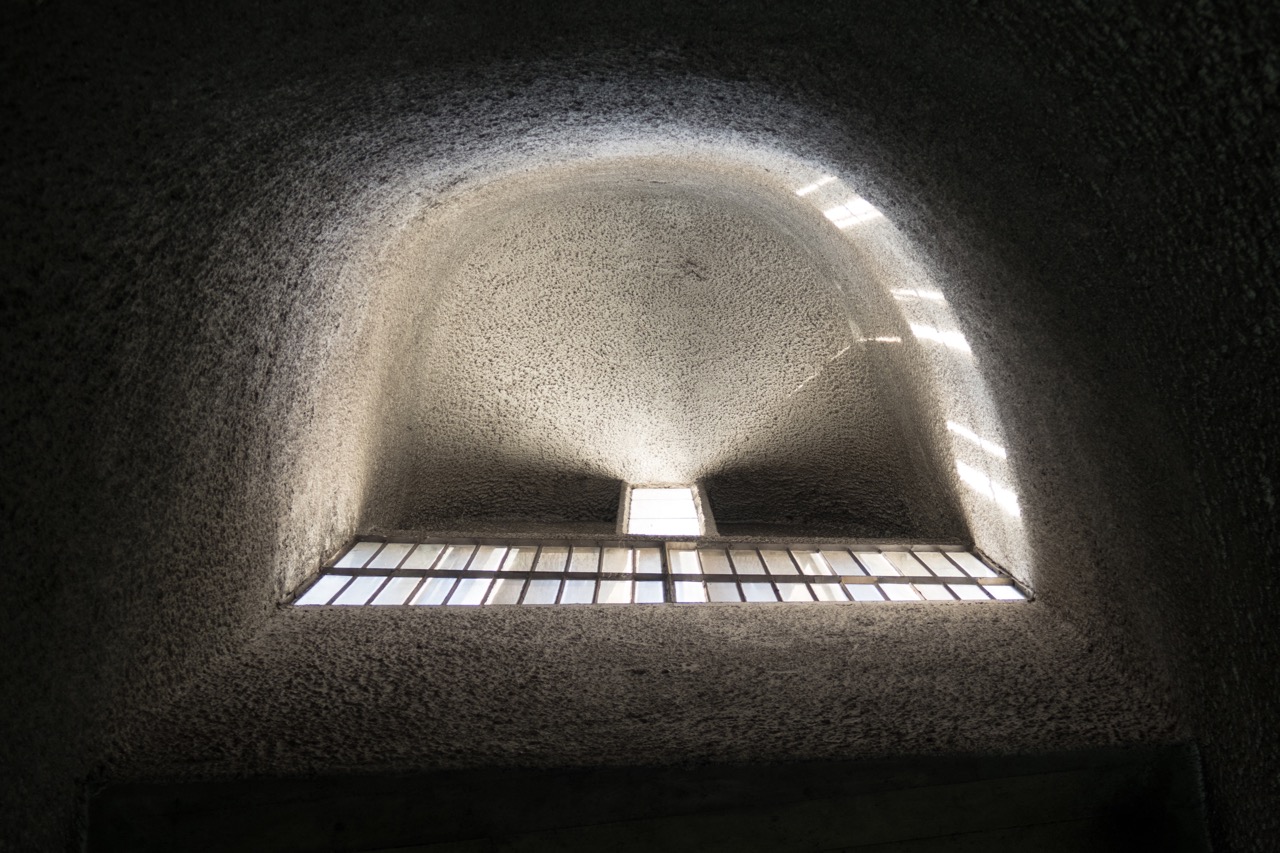 Hintere Seitenkapelle, Lichtschacht