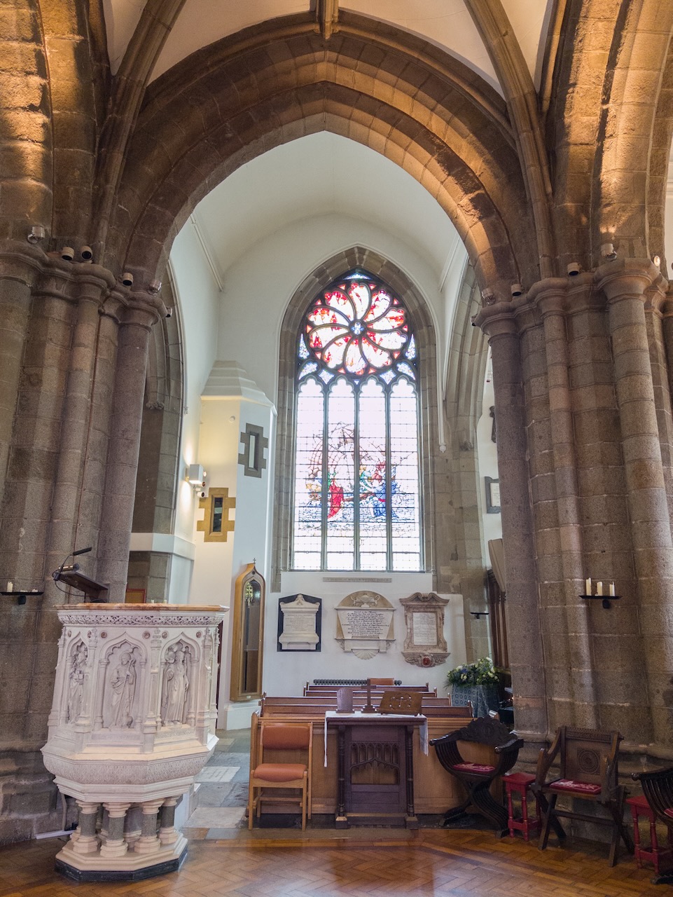 Transept with pulpit