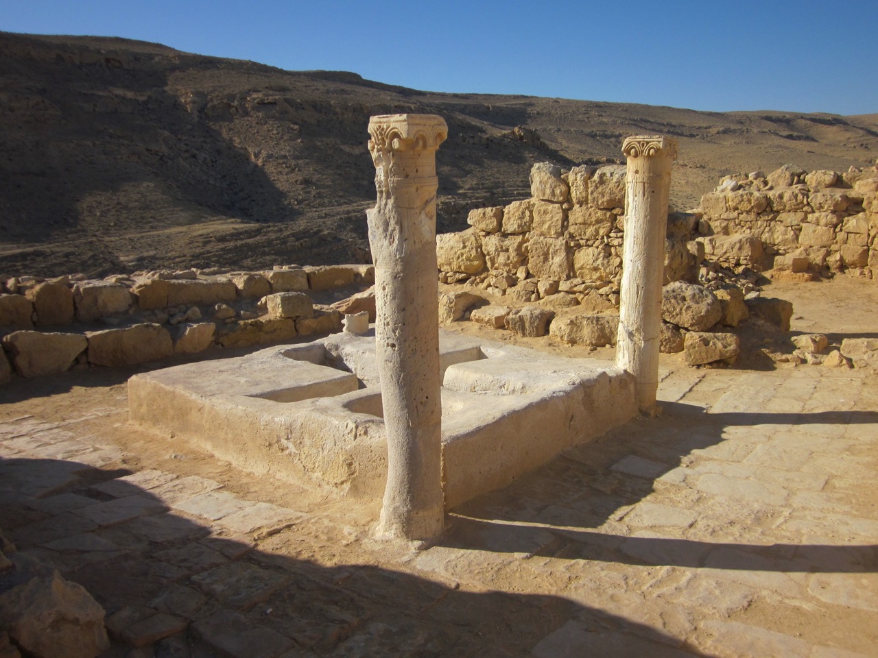 Blick über das Baptisterium nach Südosten
