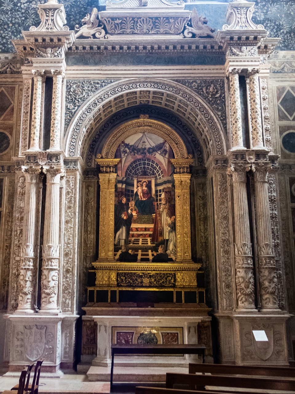 Centrego-Altar mit Altarbild von Girolamo dai Libri (1502–1505)