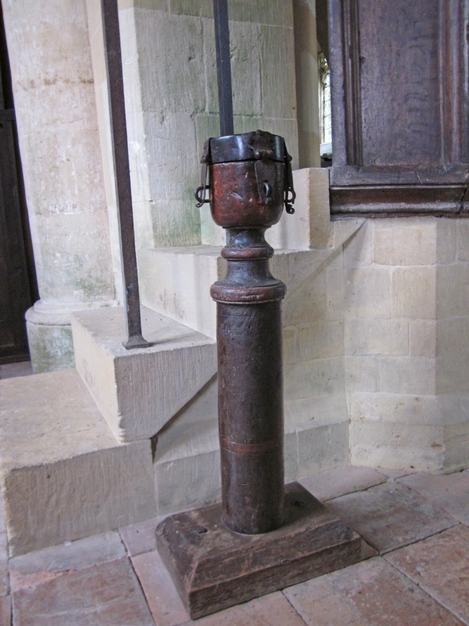 Alms box (12th cent.)