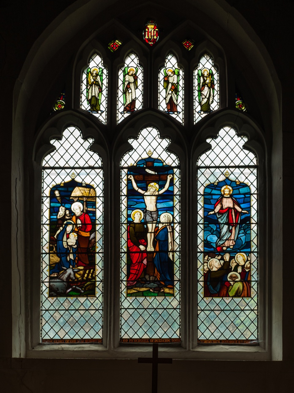 East window with scenes from the life of Jesus Christ (Powell, 1869)