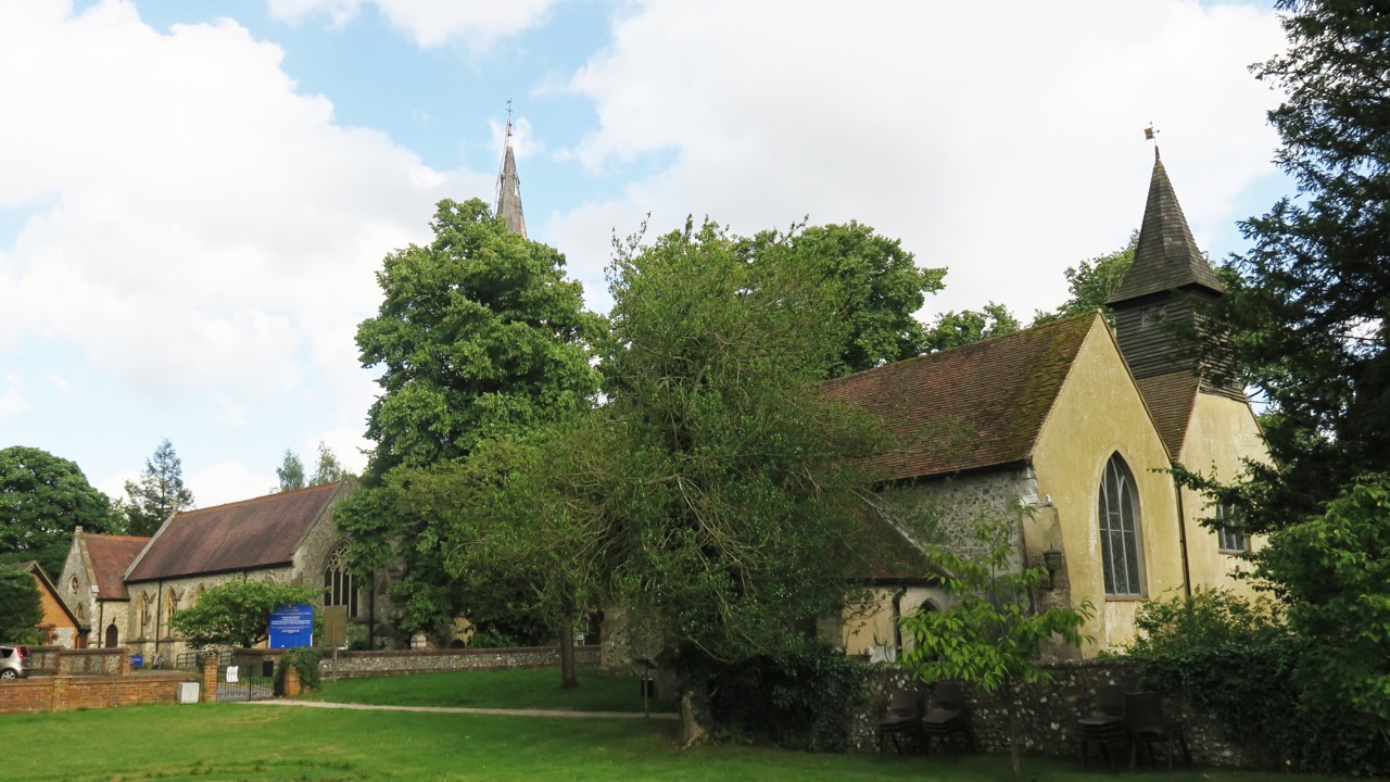 St Lawrence and St Mary the VIrgin (in the background)