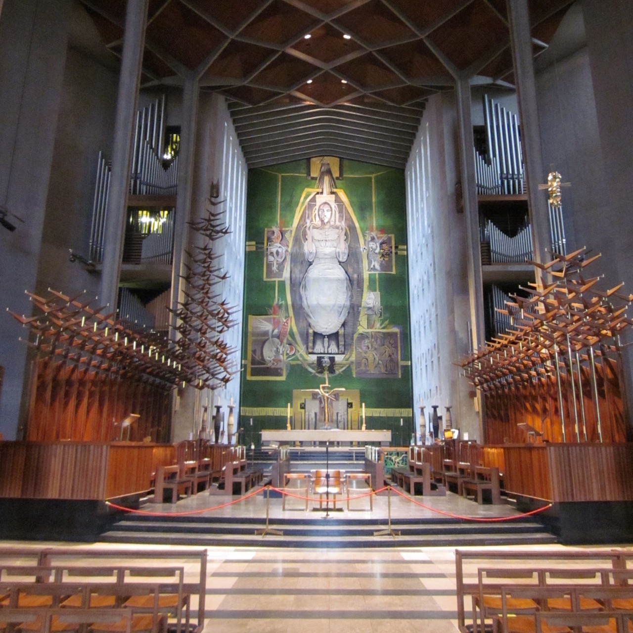 Coventry Cathedral, Innenansicht