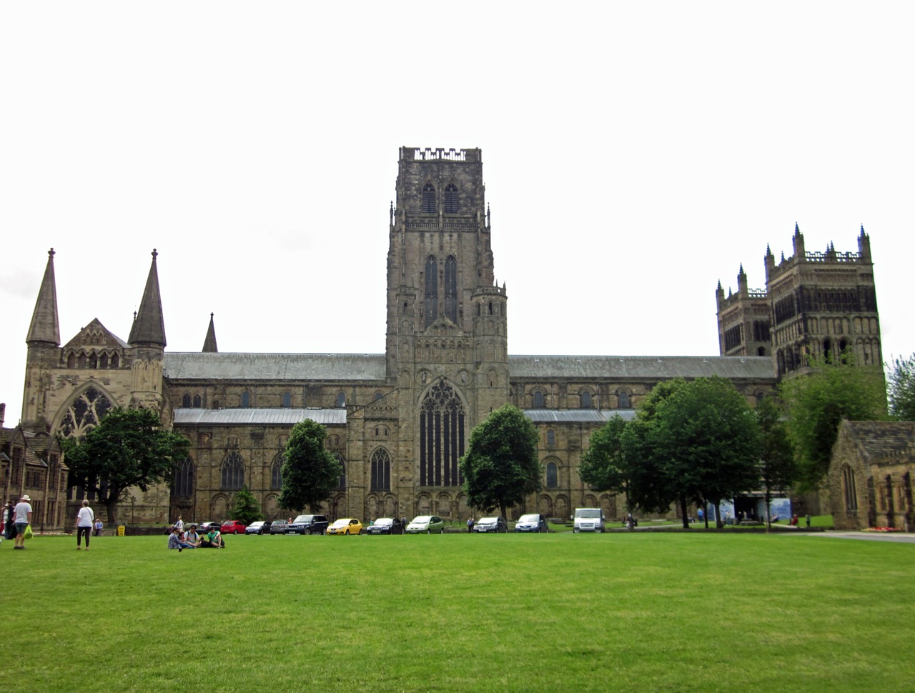 Durham Cathedral, Außenansicht
