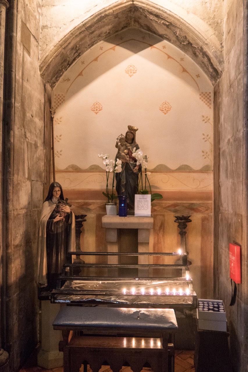 Niche with statue of St Mary