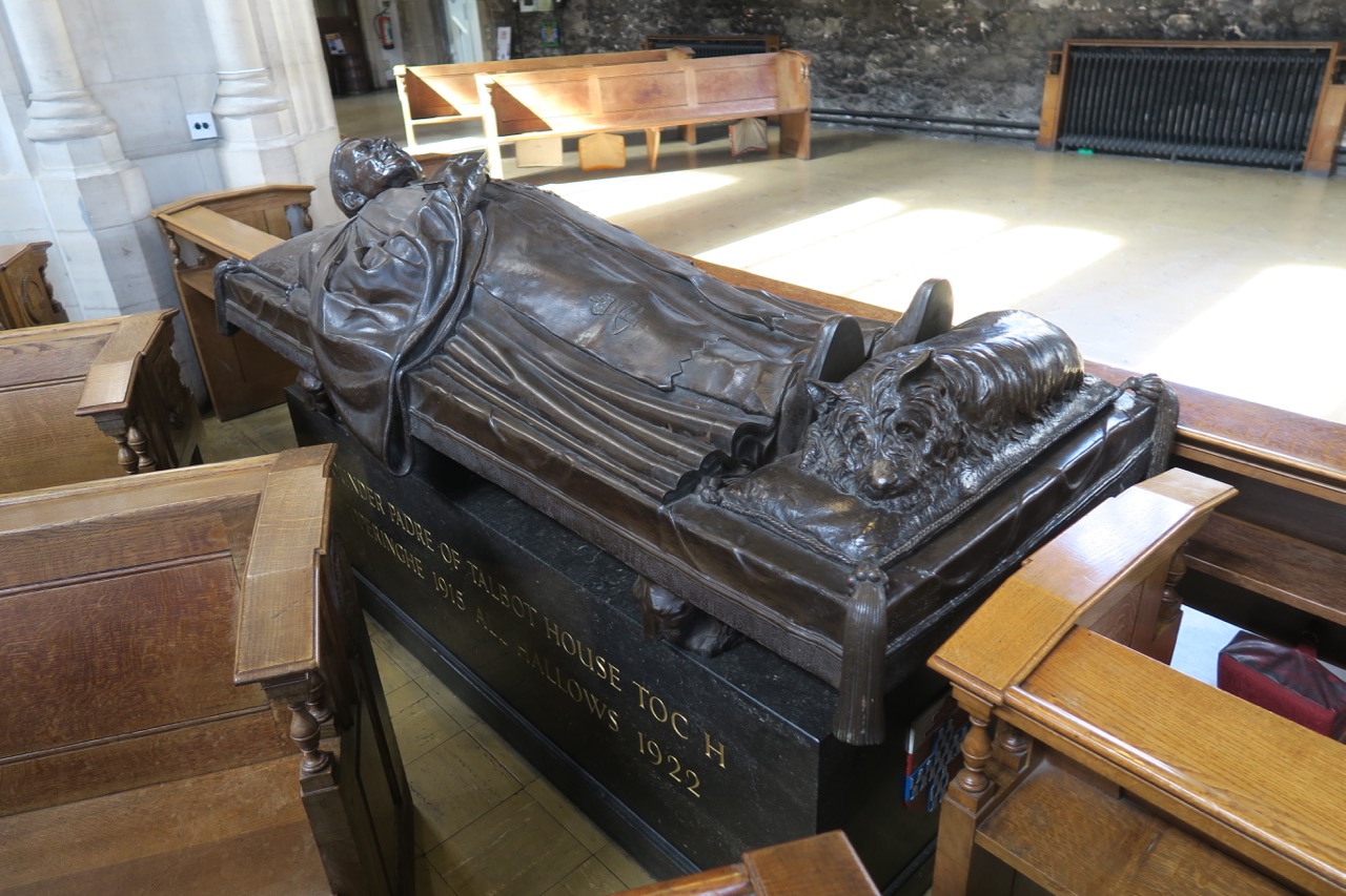 Effigy of Thomas Byard Clayton, founder of Talbot House (Cecil Thomas, 1972)