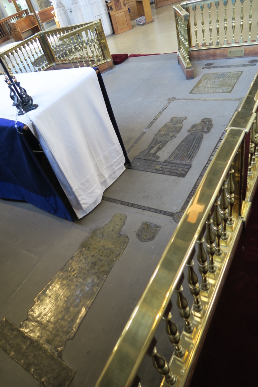 Memorial brasses