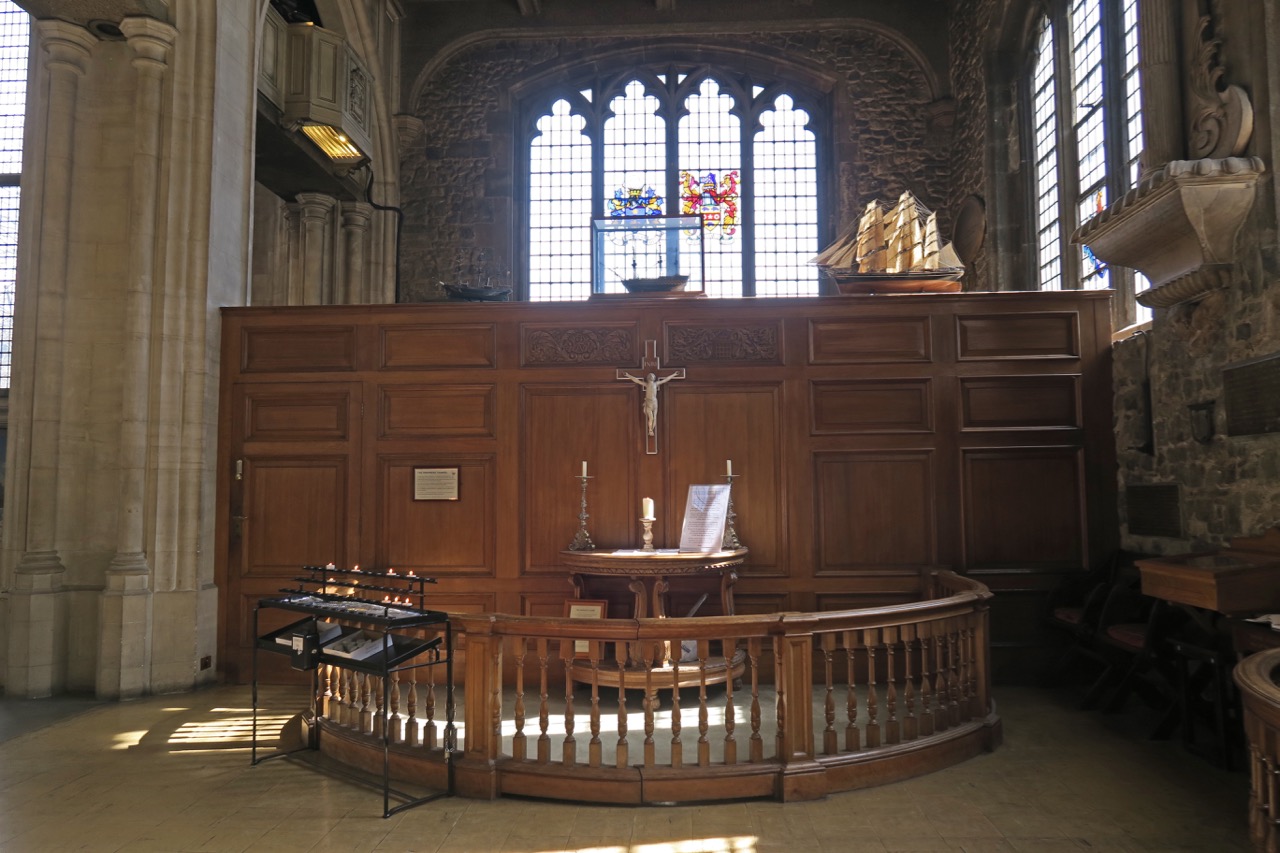 Side chapel