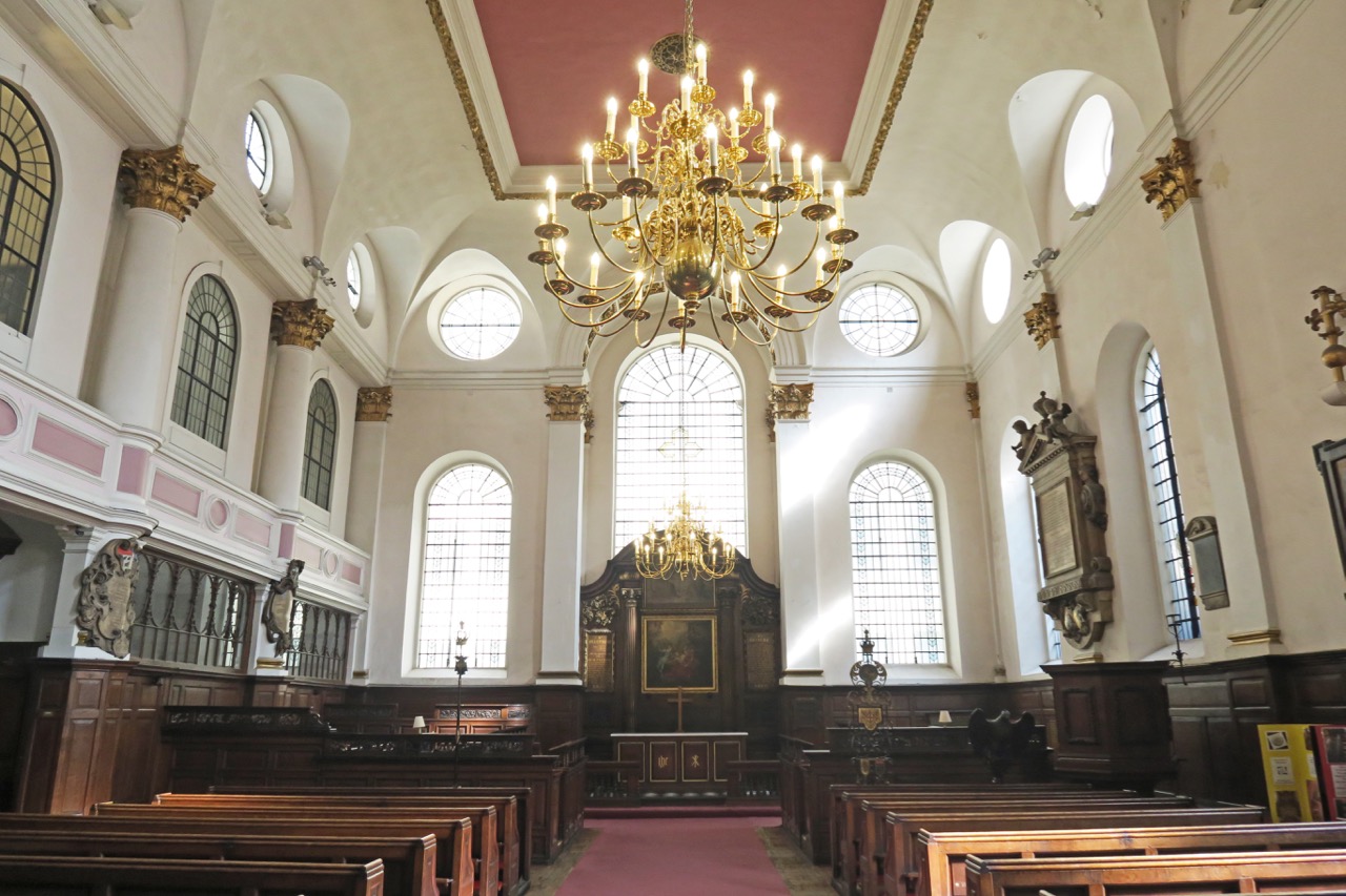 St Margaret Pattens, interior view