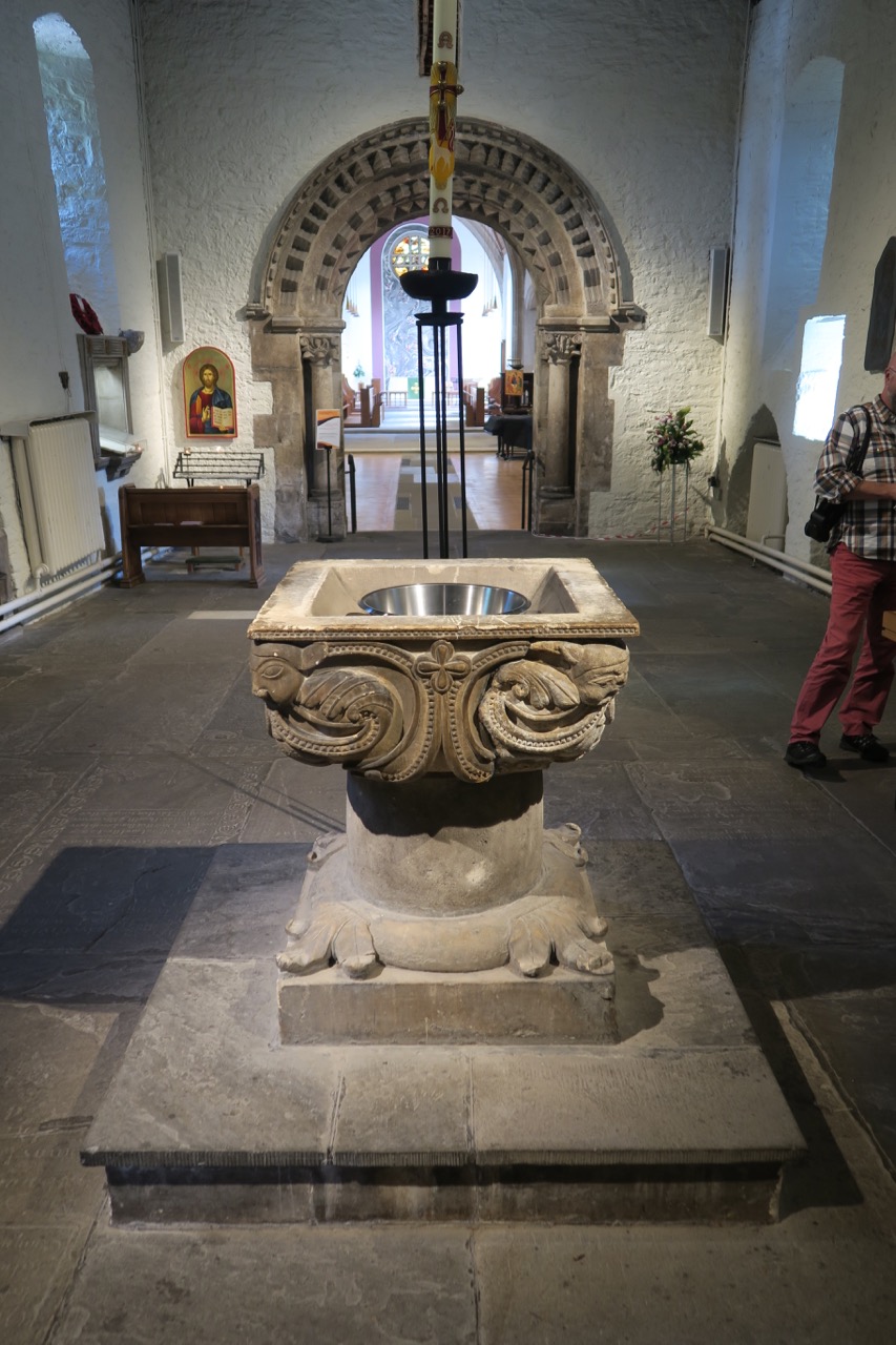 Lady Chapel, view towards the nave