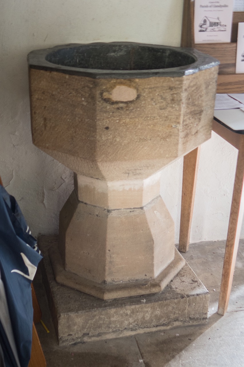 Font (probably 14th cent.)