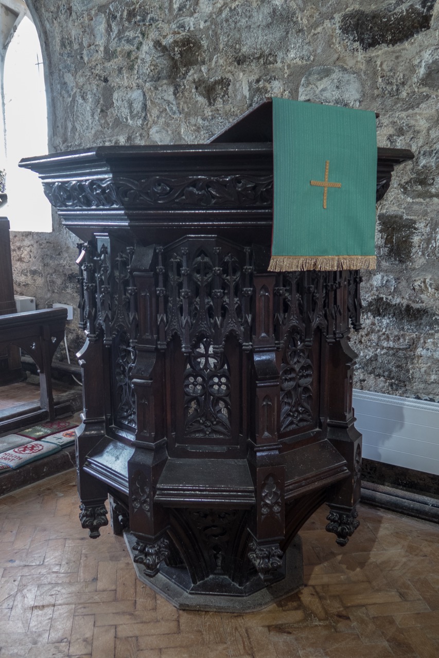 Pulpit in the south nave (1911)