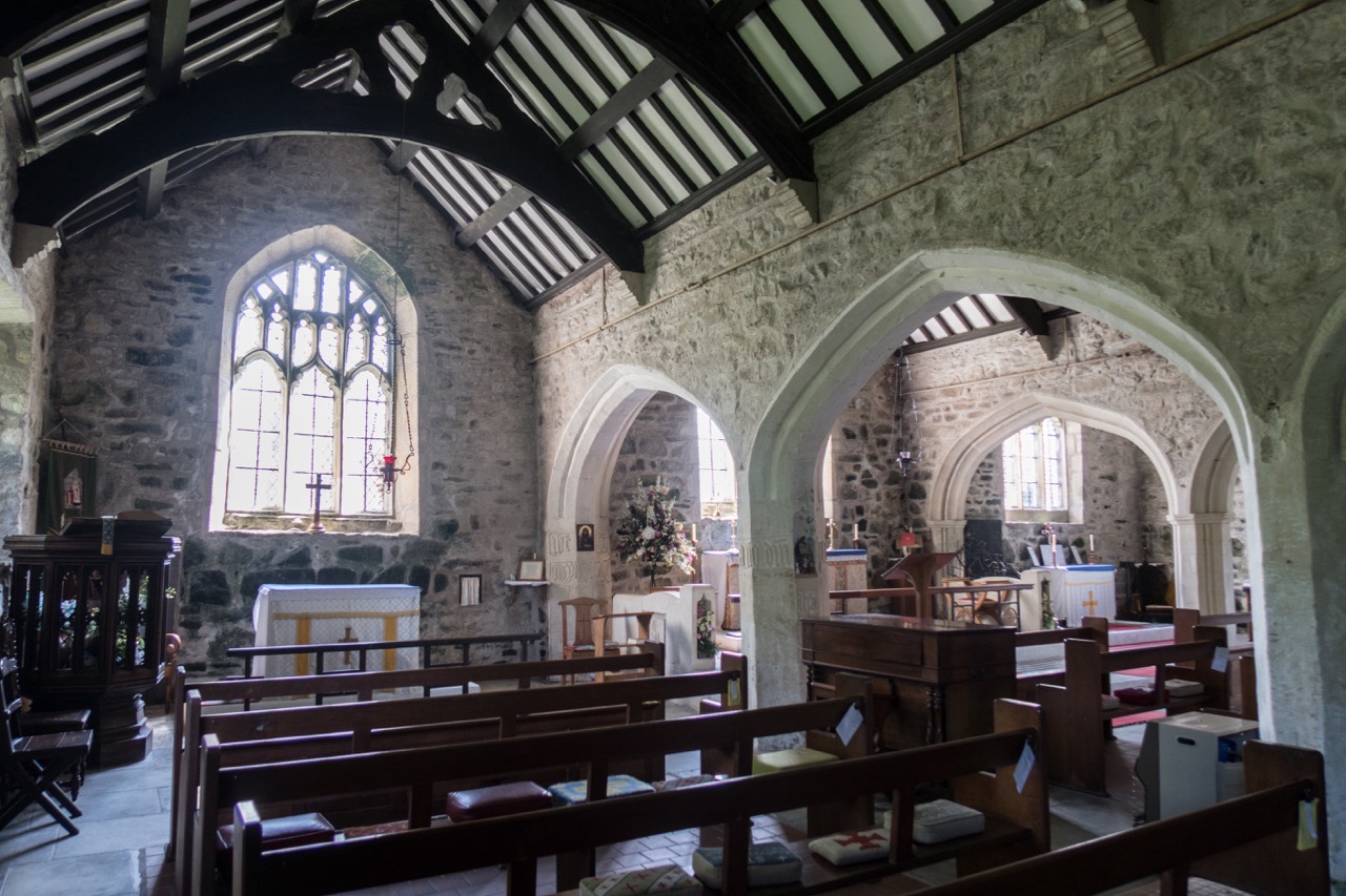 Interior view of the north aisle