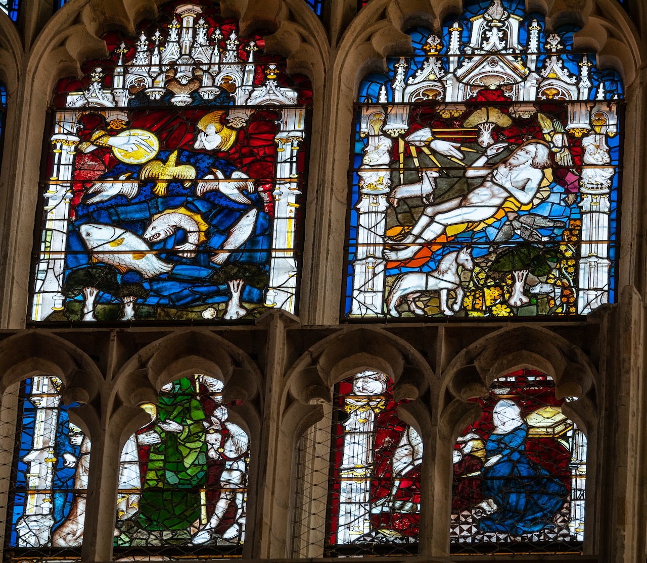 Großes Ostfenster (John Thornton, 1405–1408), Detail mit Szenen aus der Schöpfungsgeschichte
